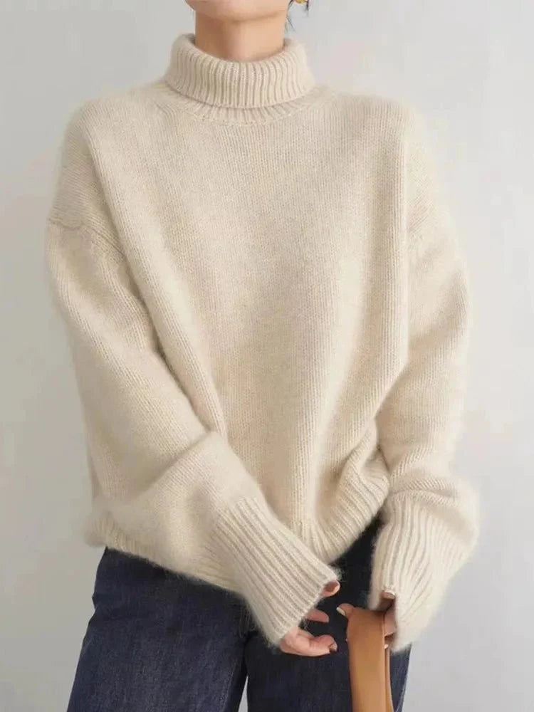 Amy | Casual turtleneck sweater