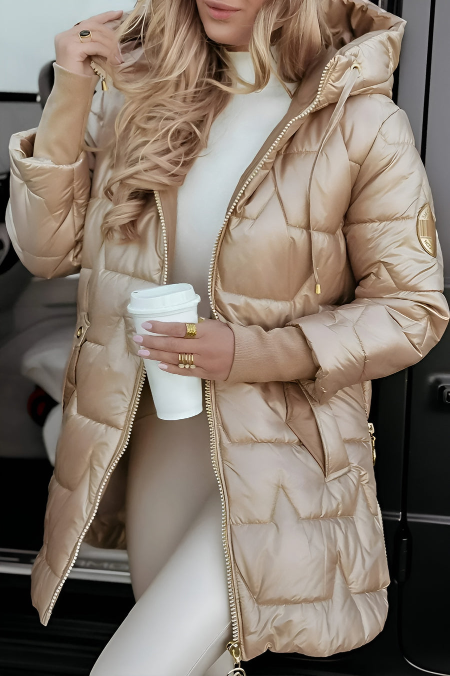 Mageina | Stylish winter coat with hood and lining